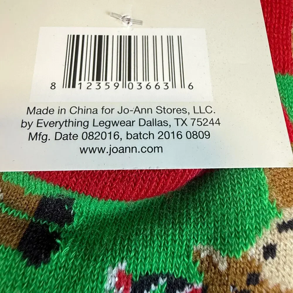 New Maker's Holiday Moose Red And Green Adult Christmas Socks Great Gift